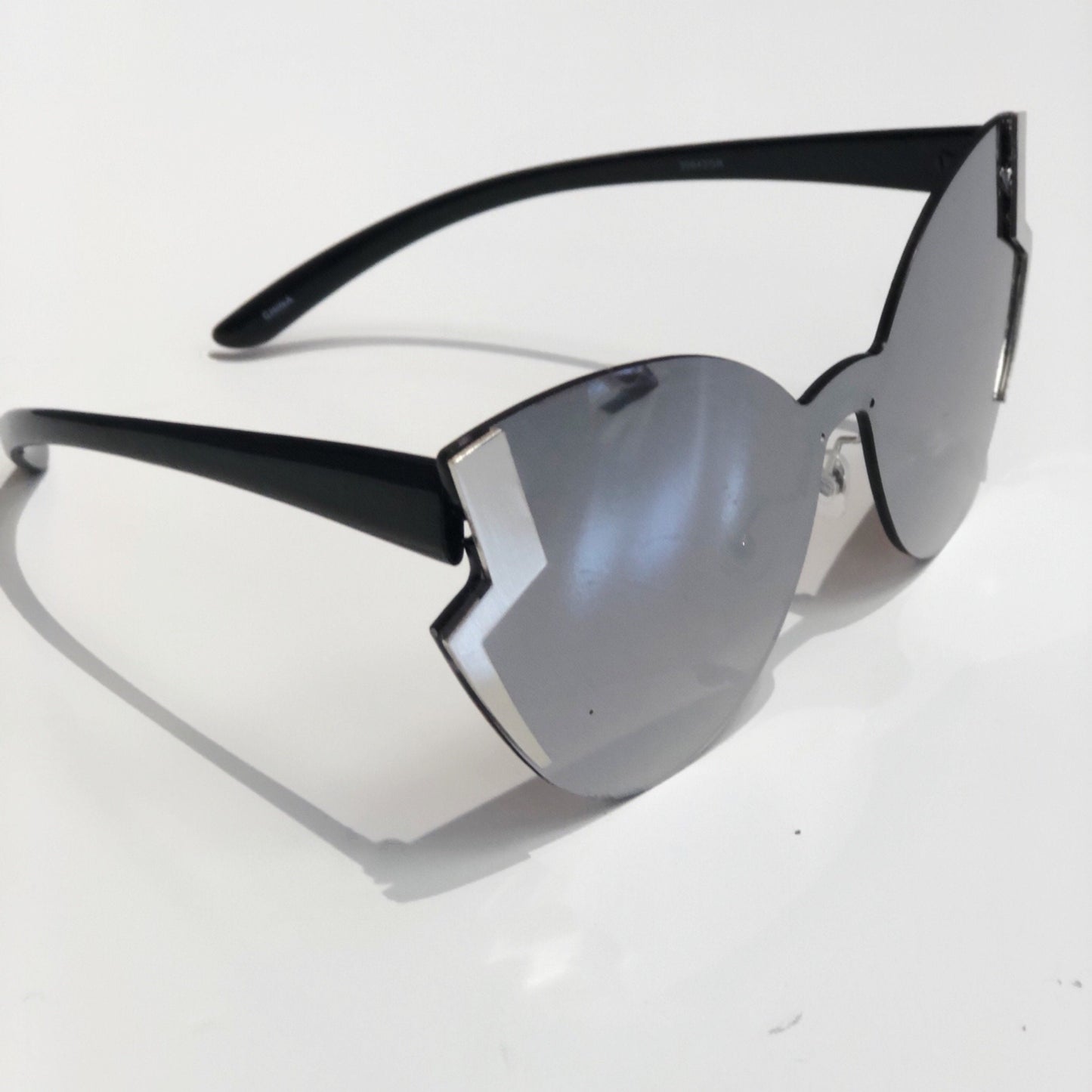 Silver 'Lighting' Reflective Mirror Sunglass